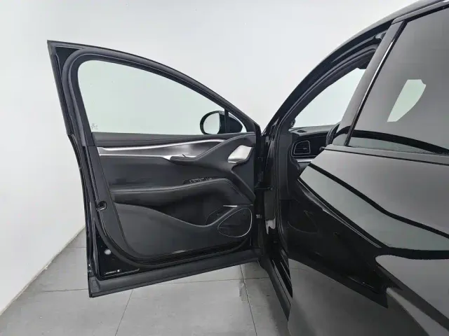 BYD Sealion 07 EV — Фото автомобиля 8