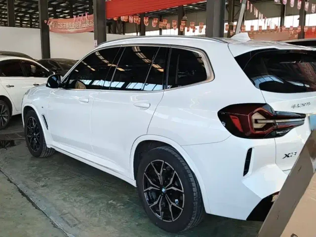 BMW X3 — Фото автомобиля 4
