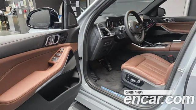 BMW X5 xDrive 40i M Sport — Фото автомобиля 10