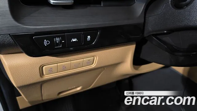 Kia Canival Carnival 4 поколение Бензин 9 мест Noblesse — Фото автомобиля 20