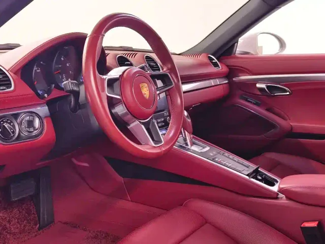 Porsche 718 — Фото автомобиля 7