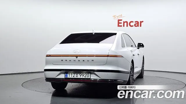 Hyundai Grandeur GN7 — Фото автомобиля 4