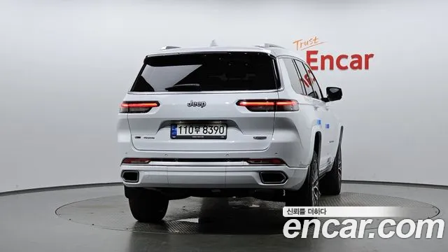 Jeep Cherokee Grand Cherokee(WL) L 3.6 Summit Reserve — Фото автомобиля 3