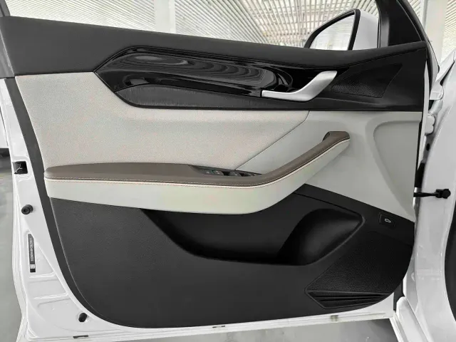 BYD Qin PLUS — Фото автомобиля 6