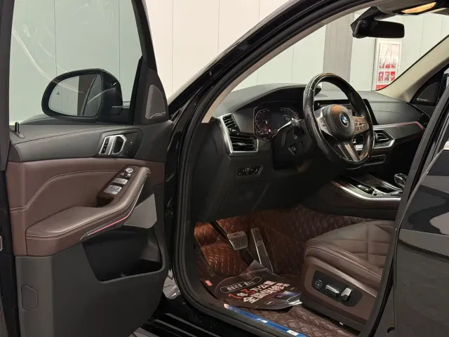 BMW X5 — Фото автомобиля 9