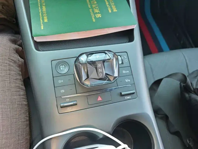 BYD Qin PLUS — Фото автомобиля 13