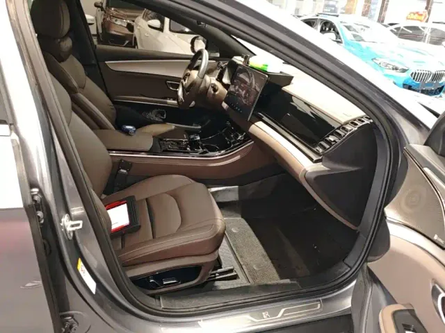 BYD Han — Фото автомобиля 24