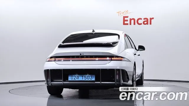 Hyundai Ioniq 6 — Фото автомобиля 4