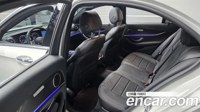 Mercedes-Benz E-Class W213 — Фото автомобиля 19