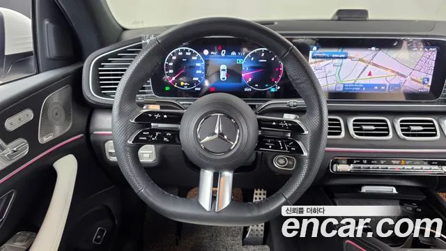 Mercedes-Benz GLE-Class — Фото автомобиля 12
