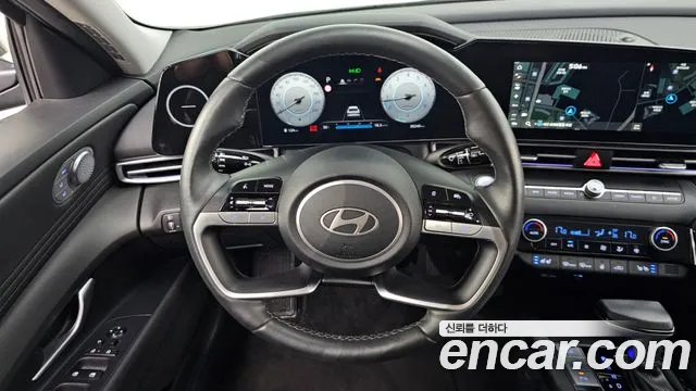 Hyundai AVANTE Новый Avante (CN7) — Фото автомобиля 13
