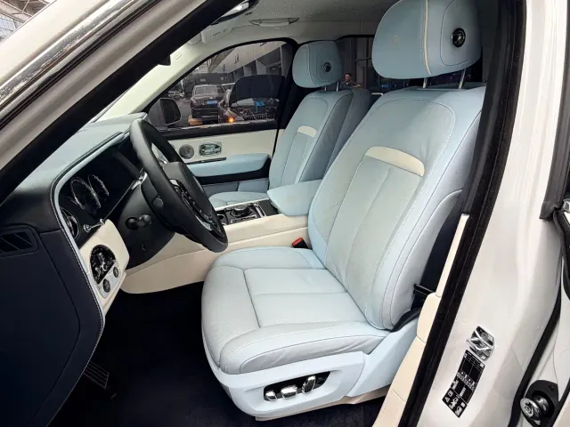 Rolls-Royce Cullinan — Фото автомобиля 6
