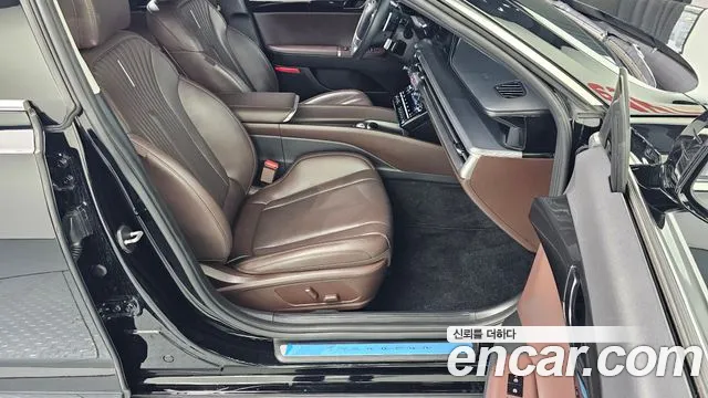 Hyundai Grandeur GN7 — Фото автомобиля 12