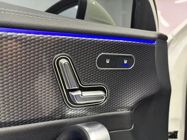 Mercedes-Benz A-Class — Фото автомобиля 15