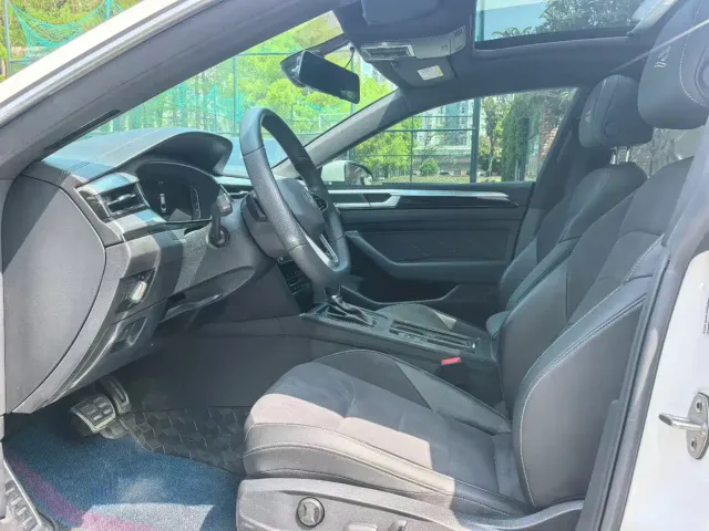 Volkswagen FAW-Volkswagen CC 2025 330TSI Dazzling Shared Edition — Фото автомобиля 5