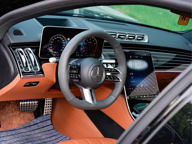 Mercedes-Benz S-Class — Фото автомобиля 10