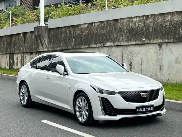 Cadillac CT5 — Фото автомобиля 2