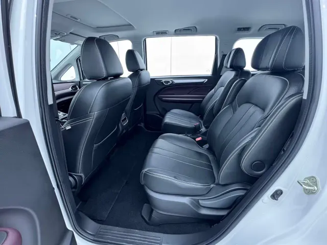 GAC Trumpchi M6 — Фото автомобиля 10