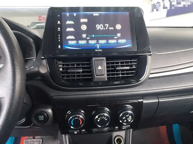 Toyota Vios — Фото автомобиля 12