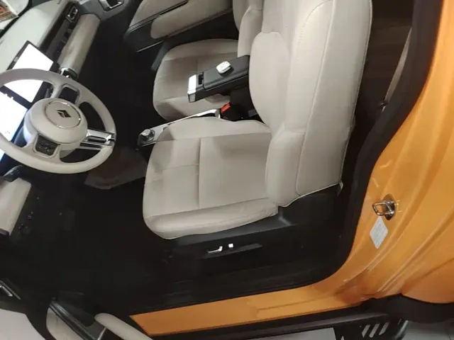 Baojun Yep — Фото автомобиля 14