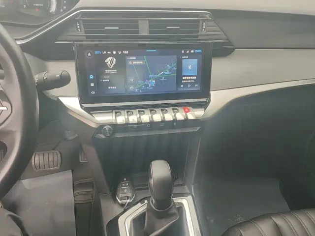 Peugeot 408 — Фото автомобиля 12