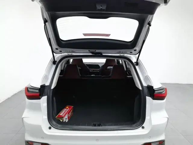 Changan Oushang X5 — Фото автомобиля 16
