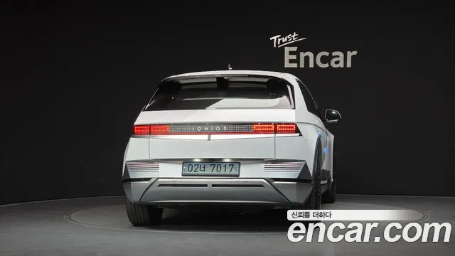Hyundai Ioniq 5 — Фото автомобиля 4