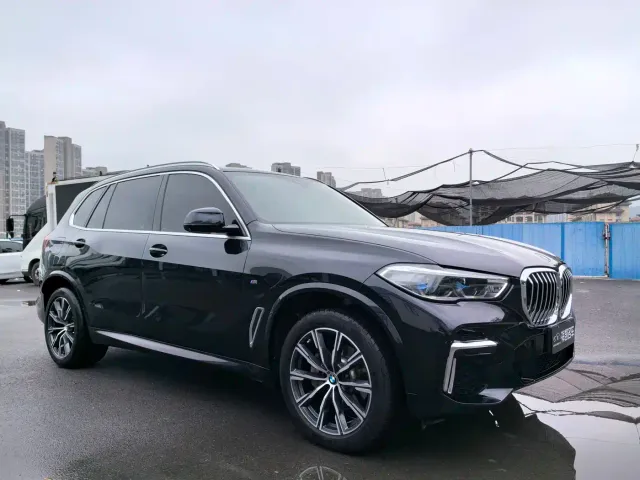 BMW X5 — Фото автомобиля 3