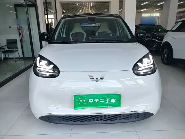 Wuling Bingo — Фото автомобиля 2