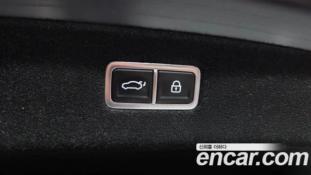 Genesis G90 Бензин 3.5 турбо AWD — Фото автомобиля 16