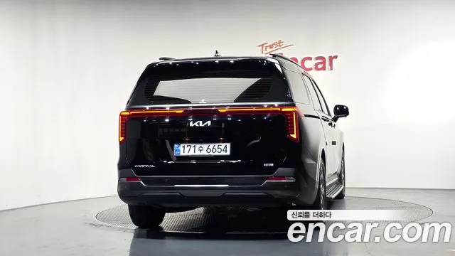 Kia Carnival 4th Gen — Фото автомобиля 4
