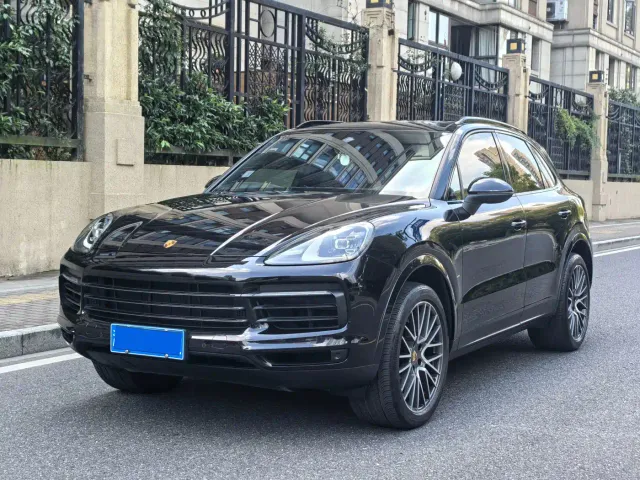 Фотография автомобиля — Porsche Cayenne