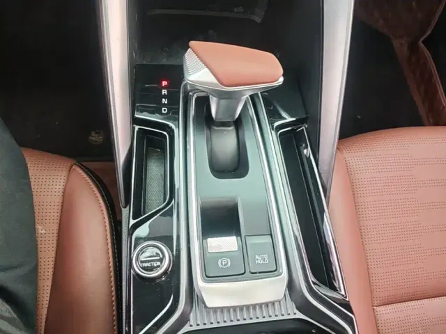 Kia Sportage — Фото автомобиля 9