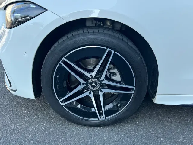 Mercedes-Benz C-Class — Фото автомобиля 19