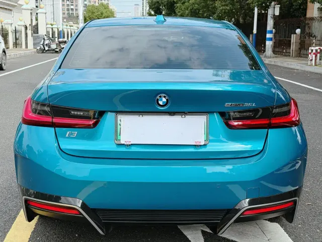 BMW i3 — Фото автомобиля 5