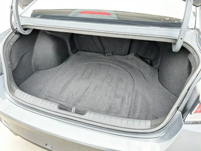 Hyundai Elantra — Фото автомобиля 13