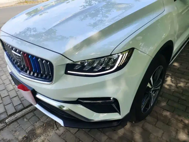Geely Boyue — Фото автомобиля 23