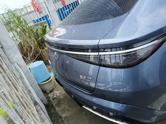 BYD Seal 07 DM-i — Фото автомобиля 5