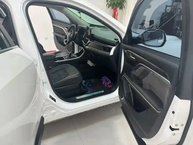 Haval H6 — Фото автомобиля 7