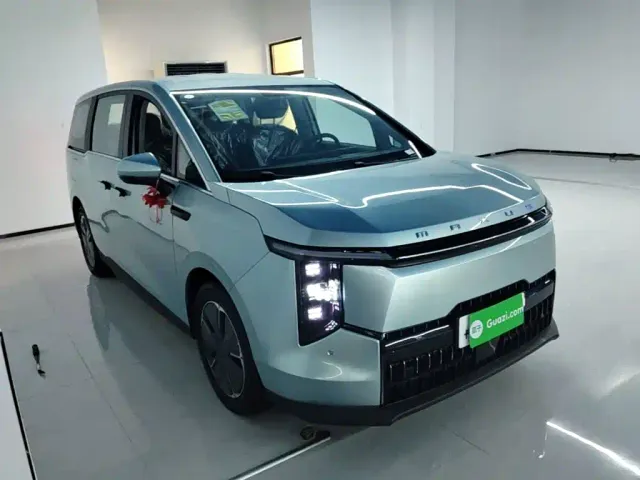 Maxus Dajia 7 — Фото автомобиля 3