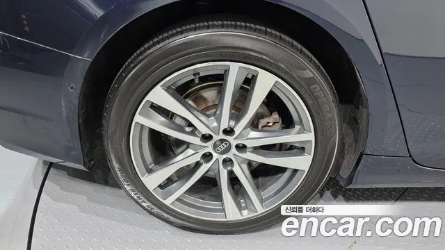 Audi A6 45 TFSI quattro Premium — Фото автомобиля 5