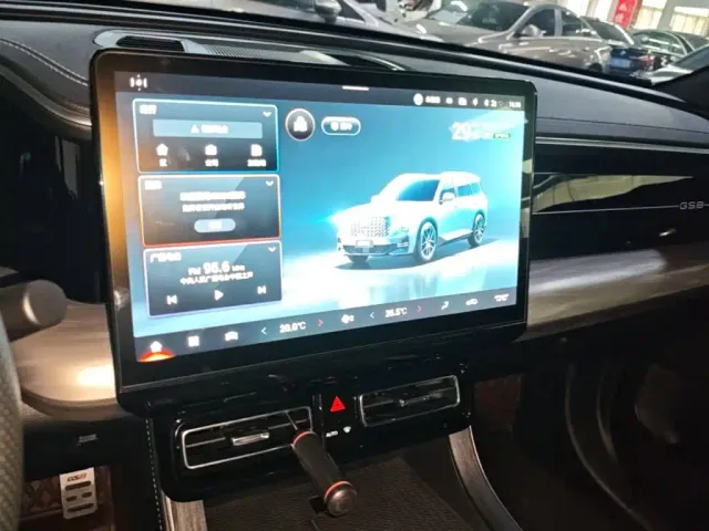 GAC Trumpchi GS8 — Фото автомобиля 12