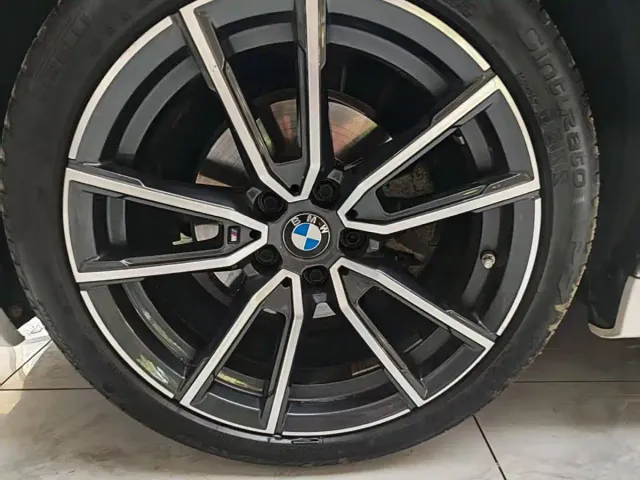 BMW 3 Series — Фото автомобиля 7