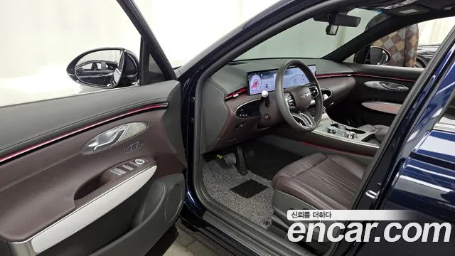 Genesis GV70 2.5T Бензин AWD — Фото автомобиля 9