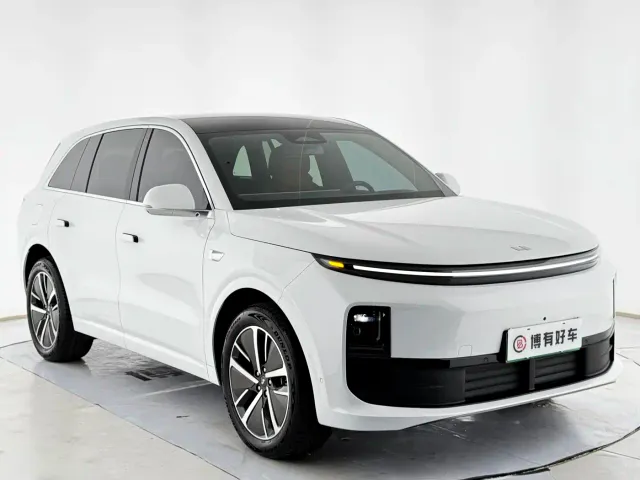 Li Auto L6 — Фото автомобиля 3