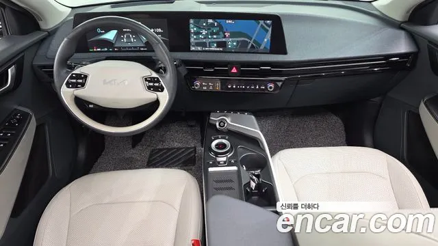 Kia EV6 — Фото автомобиля 10