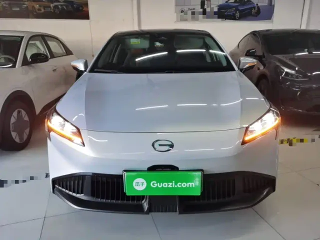 GAC Aion S Plus — Фото автомобиля 2