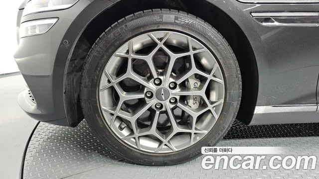 Genesis G80 RG3 — Фото автомобиля 4