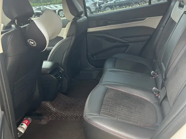 Ford Mondeo — Фото автомобиля 5