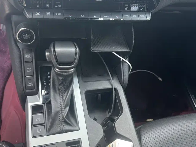 Toyota Prado — Фото автомобиля 5